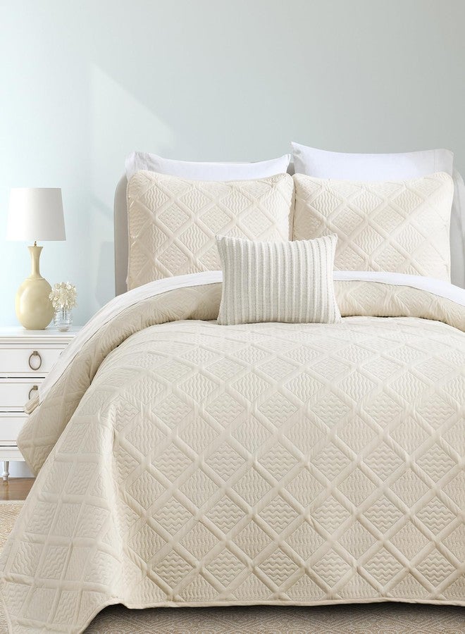 Yiran California King Size Beige Quilt Set Lightweight Oversized Bedspread Ultrasonic Diamond Pattern Soft Microfiber Summer Coverlet Modern Style 3 Piece with 2 Shams (112x104 inch) - Image 1